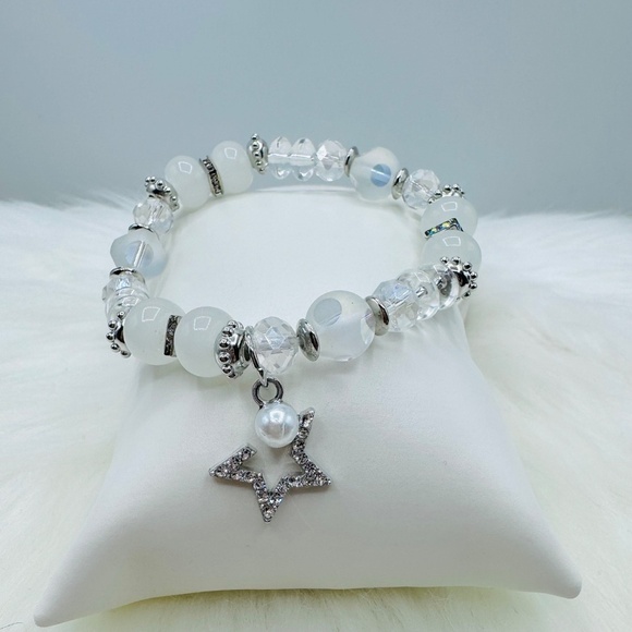Faux Crystal Beads Beaded Bracelet with Rhinestone Star charm - Picture 5 of 5